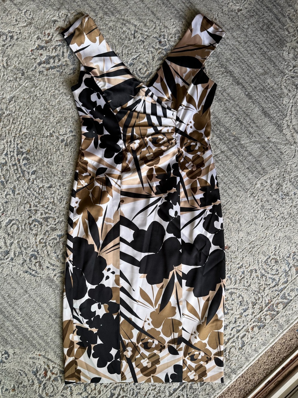 Maggy London Knee length Pencil Floral print sleeveless Zip Up Dress Size 8